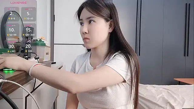 luckckcj online show from February 14, 5:42 am