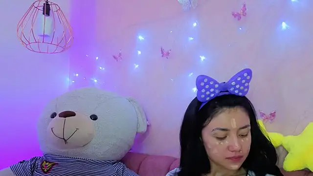 april bennett online show from January 8, 12:53 pm