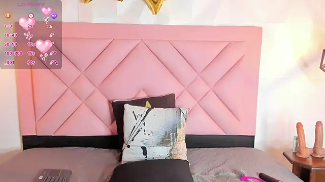 Caroline daring online show from July 16, 1:48 pm