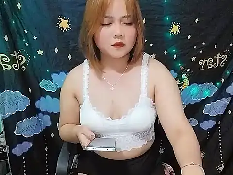 Snapshot of Nhan7868 chatting on October 15, 2:19 pm Nhan7868 online show from October 15, 2:19 pm