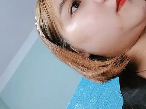 Snapshot of Nhan7868 chatting on October 3, 10:42 am Nhan7868 online show from October 3, 10:42 am