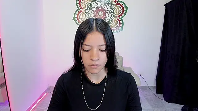 Candy fox 19 online show from July 30, 3:24 pm