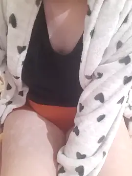 Lamya-dalo3a online show from October 29, 1:32 am