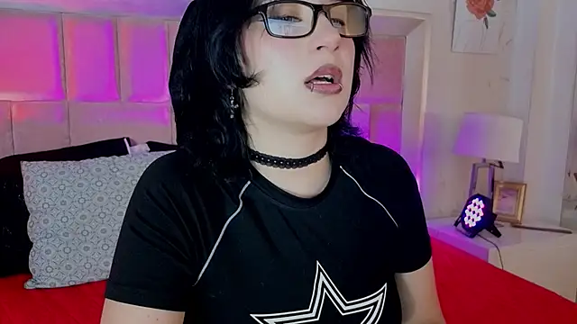 RobinBennett online show from June 20, 12:31 pm