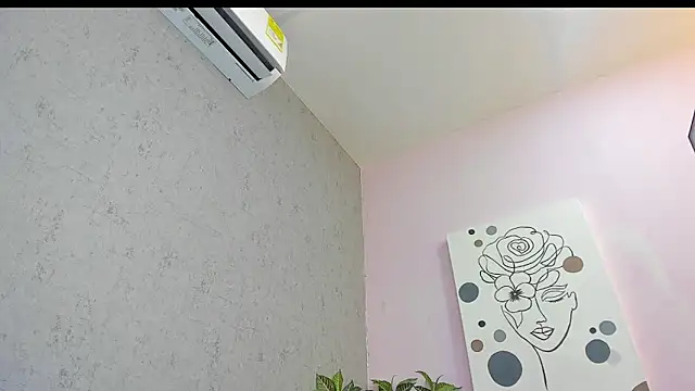 kissme luna online show from February 10, 7:06 pm