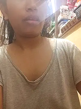 Sweet Asian25 online show from June 26, 9:27 pm