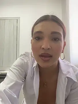 Snapshot of elsa_koch chatting on September 17, 2:59 pm elsa koch online show from September 17, 2:59 pm