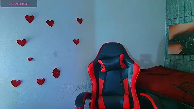 susan mooree online show from March 10, 8:35 pm