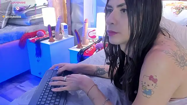 Charlotte Landry   online show from September 12, 5:20 pm