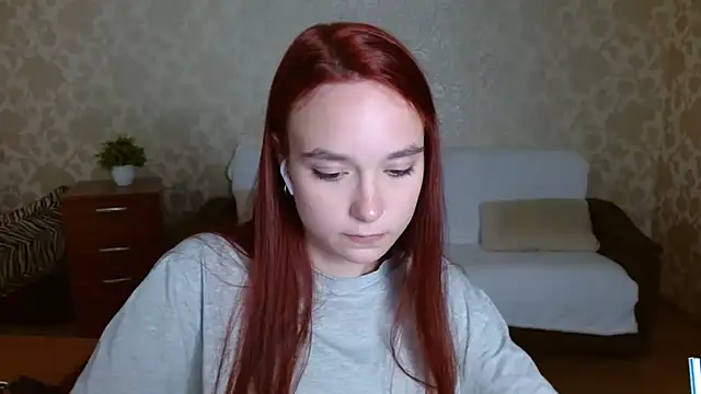Snapshot of aFoxie chatting on September 13, 8:17 pm aFoxie online show from September 13, 8:17 pm