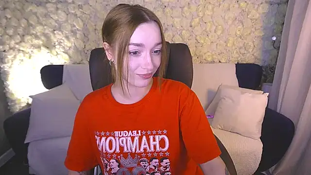 FoxyMayy online show from June 14, 7:36 pm