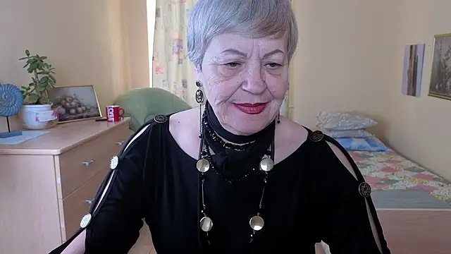 Snapshot of Freya_Fable chatting on October 21, 9:35 am Freya Fable online show from October 21, 9:35 am