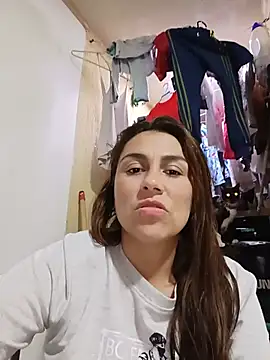 vanessa-titisM online show from July 28, 3:48 am