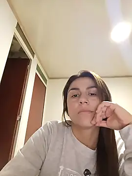 vanessa-titisM online show from July 17, 1:54 am