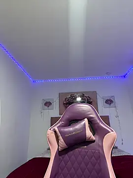 Anabelle 00  online show from May 4, 4:16 am