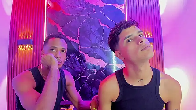 Lucky boys  X online show from November 12, 8:51 pm