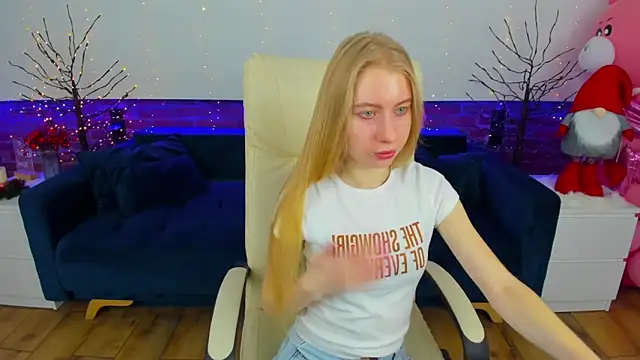 Alina Blonde online show from January 6, 6:39 am