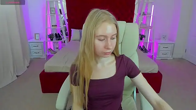 Alina Blonde online show from July 22, 11:00 am