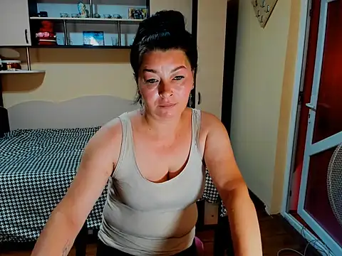 Soffy Skye online show from July 20, 6:05 am