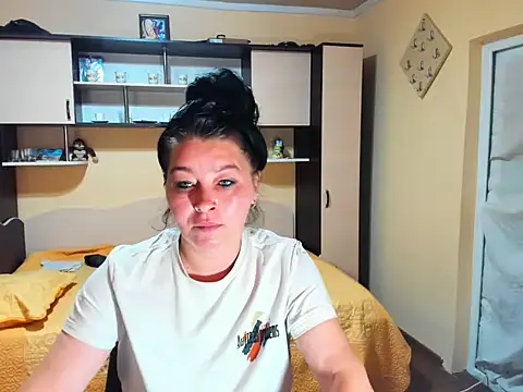 Soffy Skye online show from May 26, 4:56 am