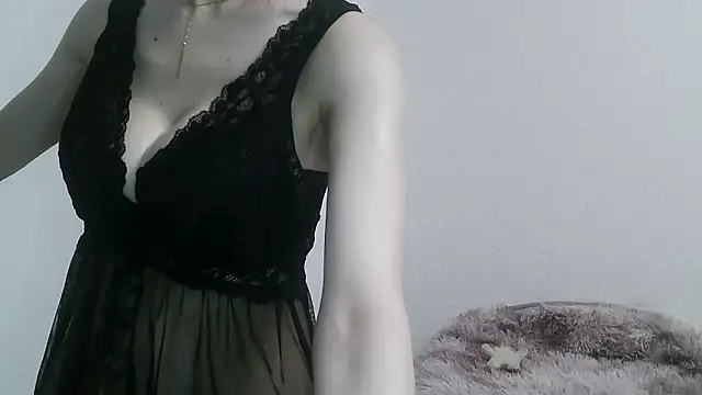 Snapshot of mari_maria chatting on October 13, 1:25 pm mari maria online show from October 13, 1:25 pm