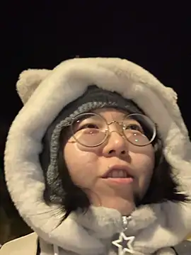 piffydream online show from March 21, 11:15 am