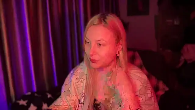 BikiHellena online show from November 1, 12:48 am