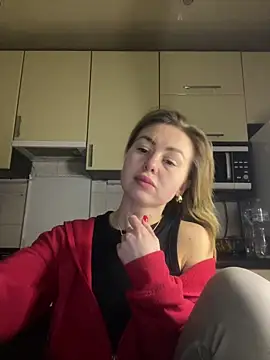 MartaLuna  online show from February 27, 3:45 pm