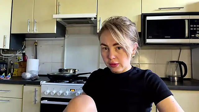 MartaLuna  online show from July 13, 1:56 pm