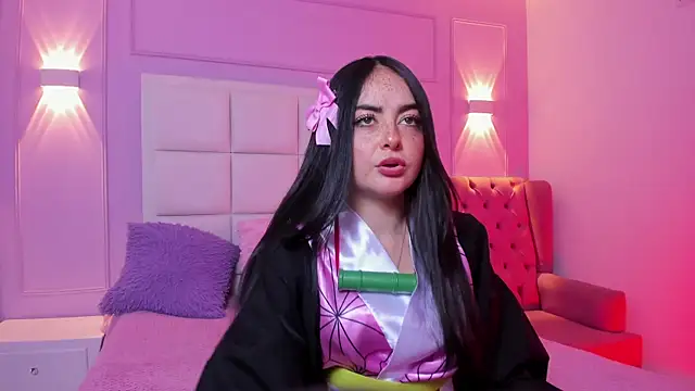 Ashleypetit online show from July 27, 1:52 pm