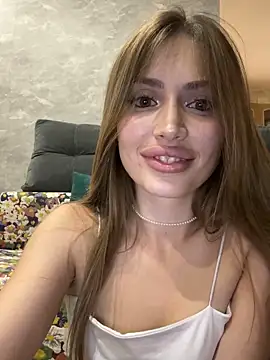 Snapshot of Elizabeth_Tay chatting on September 22, 6:17 pm Elizabeth Tay online show from September 22, 6:17 pm