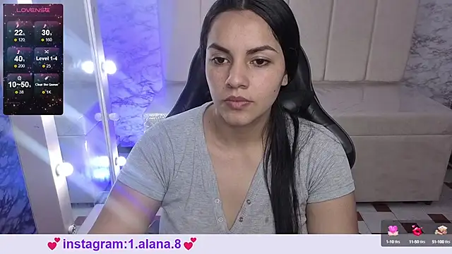 Snapshot of Mialover_v chatting on October 1, 8:03 pm Mialover v online show from October 1, 8:03 pm