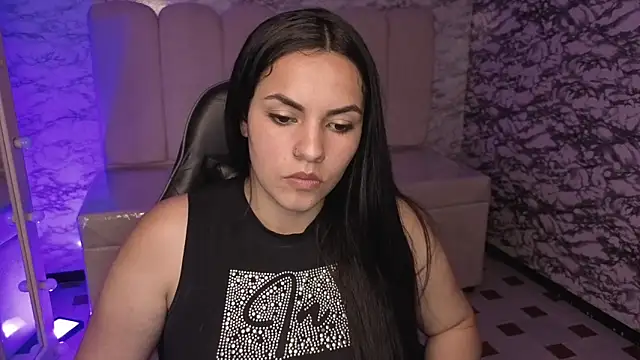 Snapshot of Mialover_v chatting on September 22, 10:08 pm Mialover v online show from September 22, 10:08 pm