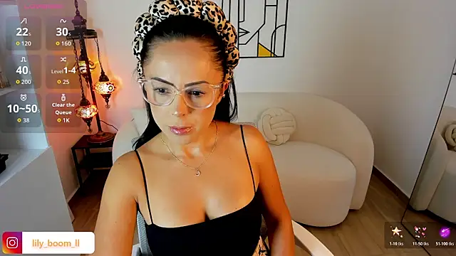 Lyliboomm online show from January 17, 1:24 am