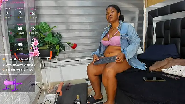 sheyla  ebony online show from July 24, 3:48 am