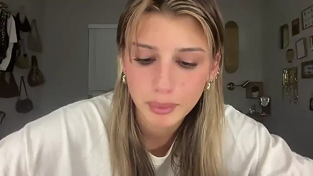 AnnGrayson online show from December 22, 1:42 am