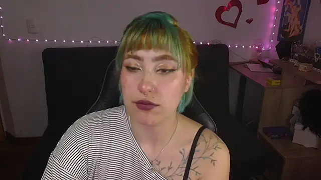 Miacatsito3 online show from July 10, 12:34 am