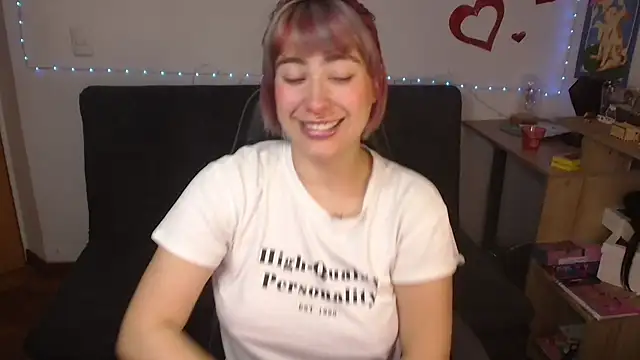 Miacatsito3 online show from July 31, 6:03 am