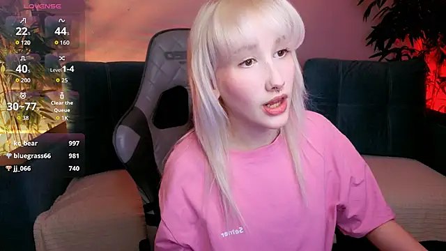 evlica online show from May 10, 3:03 pm