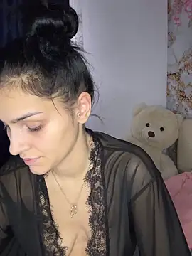 EllaBlowy online show from December 3, 8:38 am