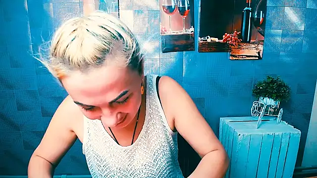 EmmaCat  online show from October 30, 7:22 am