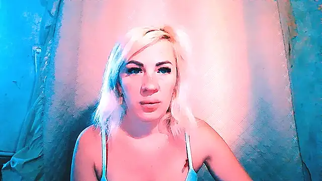 EmmaCat  online show from September 17, 5:16 am