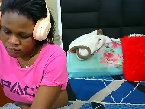 BlondieBitch online show from July 11, 5:07 am