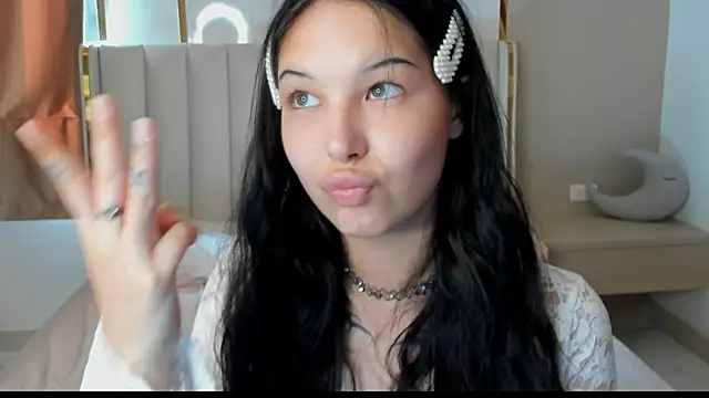 ElizabethParkk online show from November 16, 7:21 am