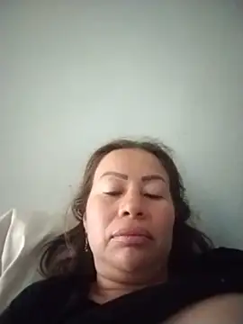 LaraCaliente online show from June 18, 1:16 pm