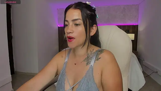 Megann Williamss online show from July 3, 7:42 pm