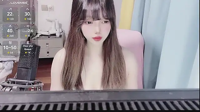 Lucky Cici online show from August 8, 8:17 pm