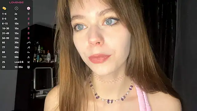 YourLittleElfie online show from September 23, 3:32 pm