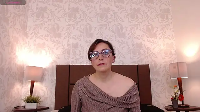 Snapshot of Ava_Raye chatting on October 15, 8:11 pm Ava Raye online show from October 15, 8:11 pm