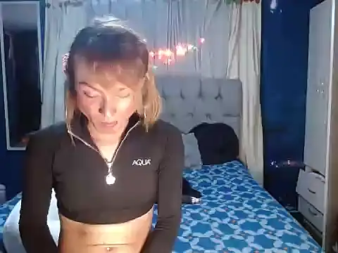 Snapshot of skarleth_hot21 chatting on October 19, 2:57 am skarleth hot21 online show from October 19, 2:57 am